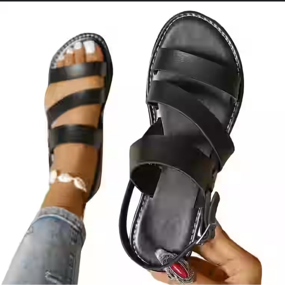 no brand Shoes - Elegant Black Sandals with Strappy Design